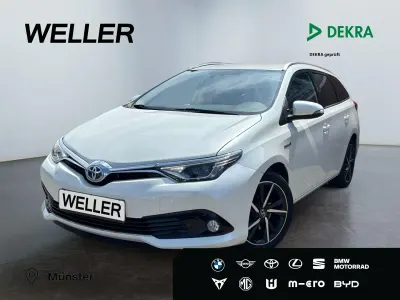 Gebraucht Toyota Auris Touring Sports Edition-S 99 PS (72 kW) 2017 Weiß Kombi