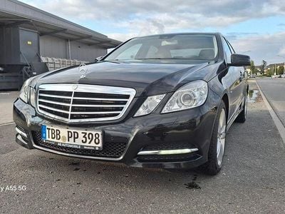 Mercedes E300