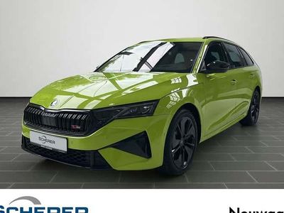 Grün Neu 2025 Skoda Octavia RS Kombi | 48.045 € (Teuer)