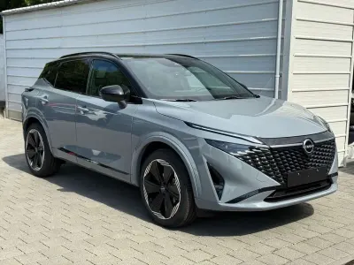 Neu Nissan Qashqai 158 PS (116 kW) 2025 Ceramic grey / schwarzes dach SUV