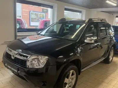 Gebraucht Dacia Duster Lauréate 107 PS (78 kW) 2014 Schwarz SUV