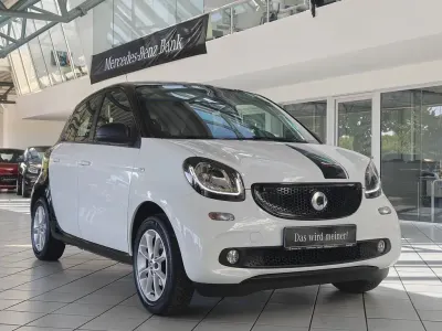 Gebraucht Smart ForFour Passion 71 PS (52 kW) 2017 Weiß Kleinwagen
