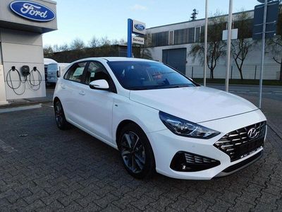 Gebraucht Hyundai i30 Trend 160 PS (117 kW) 2024 Weiß Limousine