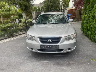 Gebraucht Hyundai Sonata GLS 235 PS (172 kW) 2007 Silber Limousine