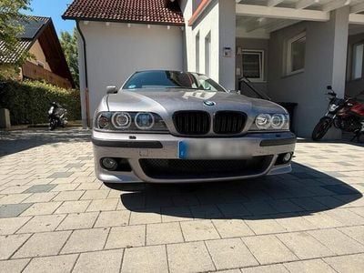 BMW 528