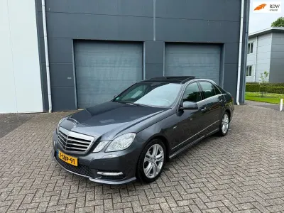 Gebraucht Mercedes E250 AMG 204 PS (150 kW) 2012 Grau Limousine
