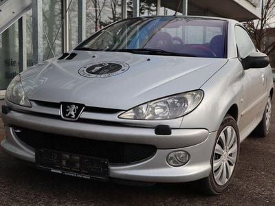 Gebraucht Peugeot 206 CC Platinum 109 PS (80 kW) 2003 Silber Cabrio