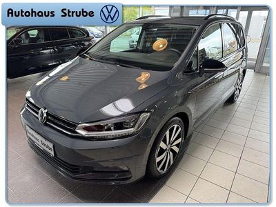 Grau Gebraucht 2025 VW Touran Highline Van / Kleinbus | 38.990 € (Teuer)