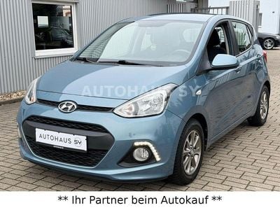 Gebraucht Hyundai i10 Edition 87 PS (63 kW) 2014 Blau Kleinwagen
