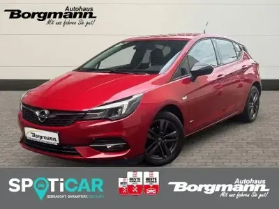 Używany Opel Astra S 145 KM (106 kW) 2022 Czerwony Sedan/Limuzyna