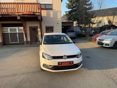 Gebraucht VW Polo Trendline 60 PS (44 kW) 2015 Weiß Limousine