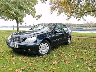 Mercedes C180