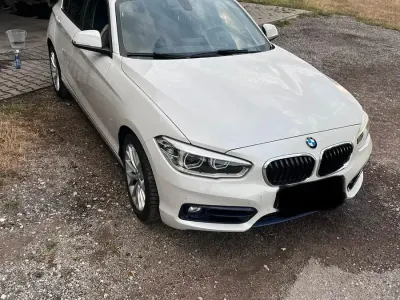 Gebraucht BMW 118 Sport Line 150 PS (110 kW) 2015 Weiß Kleinwagen