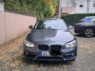 Gebraucht BMW 118 136 PS (100 kW) 2019 Grau Kleinwagen