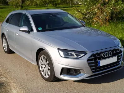 Używany Audi A4 Ambiente 150 KM (110 kW) 2025 Srebrny Sedan/Limuzyna