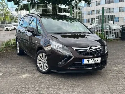 Gebraucht Opel Zafira Tourer drive 120 PS (88 kW) 2016 Braun Van / Kleinbus