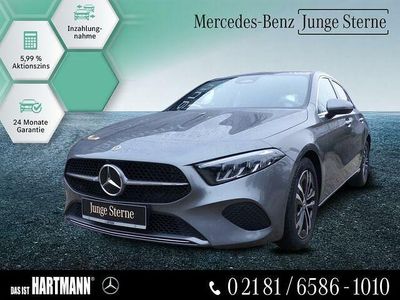 Gebraucht Mercedes A200 Progressive 163 PS (119 kW) 2023 Grau Limousine