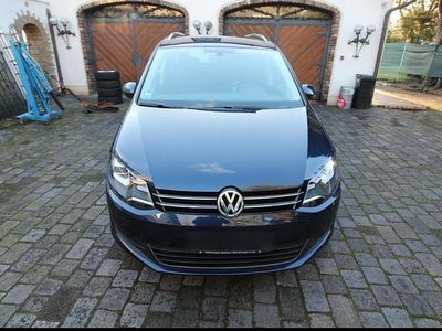 Gebraucht VW Sharan Cup 140 PS (102 kW) 2015 Blau Van / Kleinbus