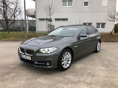 Grau Gebraucht 2015 BMW 520 Comfort Edition Kombi | 13.580 € (Etwas zu teuer)