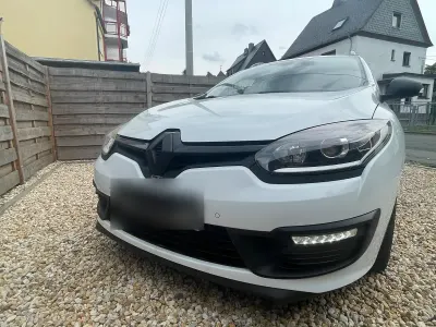 Gebraucht Renault Mégane GrandTour 220 PS (161 kW) 2015 Weiß Kombi