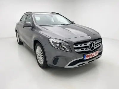 Gebraucht Mercedes GLA180 Edition 109 PS (80 kW) 2017 Grau SUV