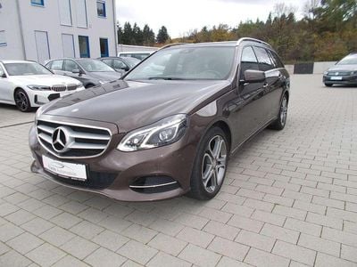 Gebraucht Mercedes E200 184 PS (135 kW) 2015 Dolomitbraun Kombi
