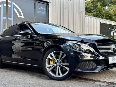 Gebraucht Mercedes C400 Avantgarde 333 PS (244 kW) 2015 Schwarz Limousine