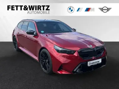 Gebraucht BMW M5 M Sport 727 PS (534 kW) 2025 Fire red Kombi