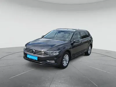 Gebraucht VW Passat Business 150 PS (110 kW) 2024 Mangangrau metallic Kombi