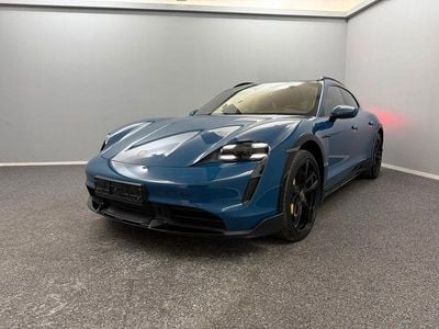 Blau Gebraucht 2022 Porsche Taycan Turbo S Limousine | 84.999 € (Superpreis)