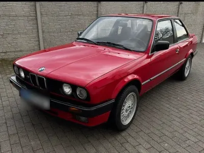 Gebraucht BMW 325 170 PS (125 kW) 1989 Rot Coupé