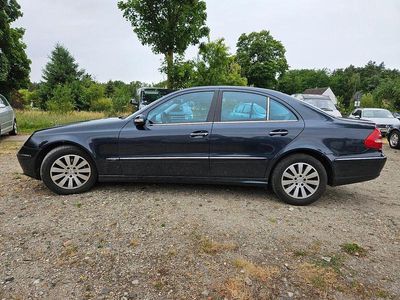 Mercedes E240