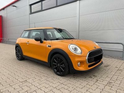 Second-hand Mini Cooper Chili 136 CP (100 kW) 2018 Portocaliu Hatchback