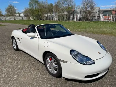 Gebraucht Porsche Boxster 220 PS (161 kW) 2000 Weiß Cabrio