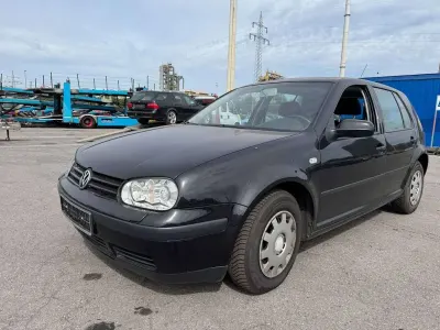 Gebraucht VW Golf IV 102 PS (75 kW) 2002 Schwarz metallic Limousine
