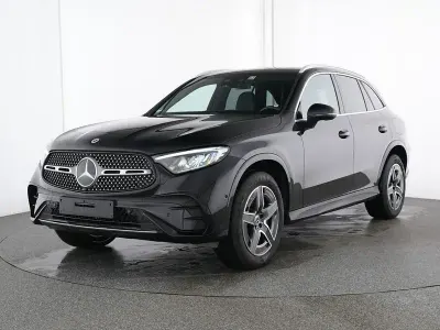 Gebraucht Mercedes GLC300 AMG 197 PS (144 kW) 2025 Schwarz SUV