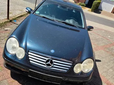 Gebraucht Mercedes C320 218 PS (160 kW) 2004 Coupé