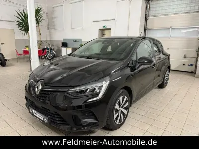 Usata Renault Clio V Equilibre 67 CV (49 kW) 2023 Nero Berlina
