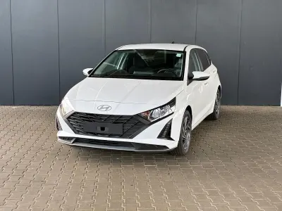 Neu Hyundai i20 Pure 79 PS (58 kW) 2025 Weiß (atlas white) Kleinwagen