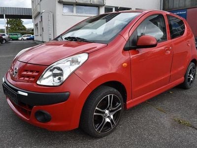 Nissan Pixo