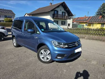 Gebraucht VW Caddy Comfortline 150 PS (110 kW) 2016 Blau Van / Kleinbus