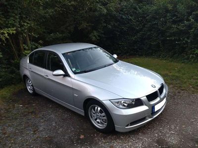 BMW 325