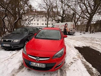 Rot Gebraucht 2013 Opel Astra Edition Kleinwagen | 4.400 € (Guter Preis)