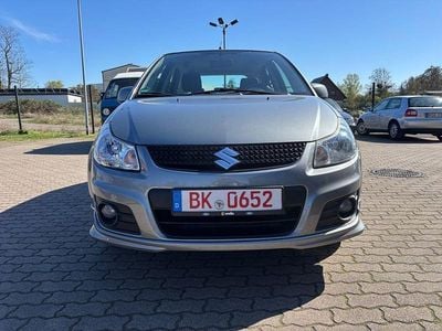 Second-hand Suzuki SX4 City 120 CP (88 kW) 2012 Gri Berlinǎ
