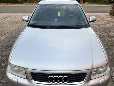 Gebraucht Audi A3 Attraction 102 PS (75 kW) 2003 Silber Kleinwagen
