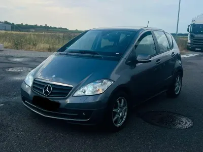 Gebraucht Mercedes A160 95 PS (69 kW) 2010 Grau Van / Kleinbus