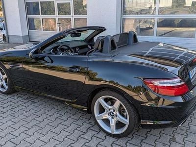 Gebraucht Mercedes SLK200 AMG line 184 PS (135 kW) 2013 Schwarz Cabrio