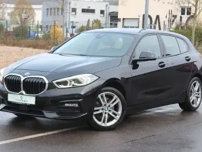 Używany BMW 116 Shadowline 116 KM (85 kW) 2019 Czarny Hatchback