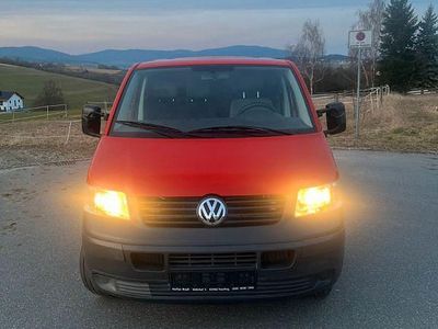 Gebraucht VW Transporter 136 PS (100 kW) 2009 Rot Van