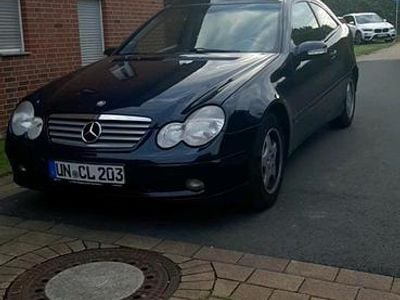 Mercedes C180